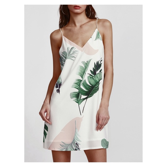 White Tropical Print Sleeveless Shift Dress - Picture 2 of 4